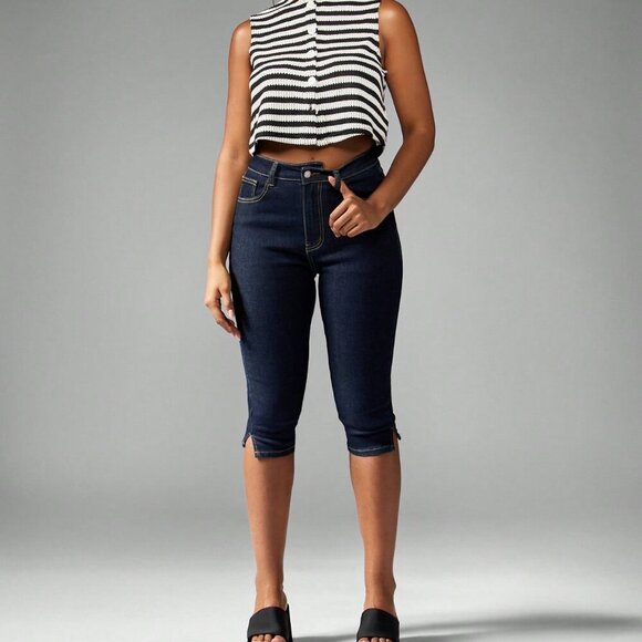 Black And White Casual Women's Striped Knit Sleeveless Tank Top - Picture 3 of 6